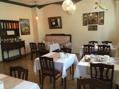 Hotel Alt Annaberg Отели в г. Визенбад