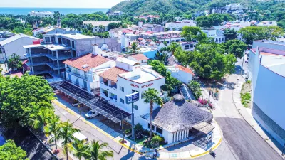 Best Western Posada Chahue Отели в г. Крусесита