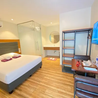 The Hub District Garden Suites Hotels near Pasay City North High School -Tramo Campus