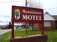 Mountaineer Motel Hotels in Union