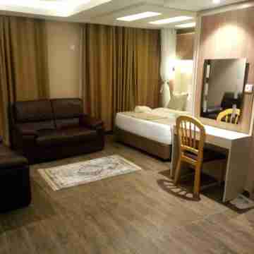 Hylise Hotel Rooms