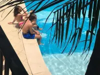 Tahiti Hotel - Beach