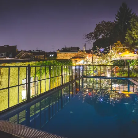 Stay Swanky Hostel