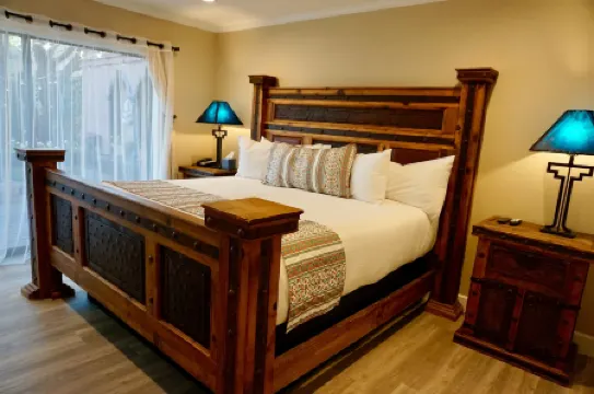 Lantern Light Inn - Romantic Getaway