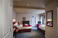 Shakespeare Inn Hotels in Kendal
