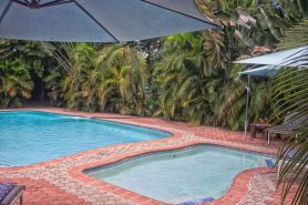 waterfalls hotel zambia