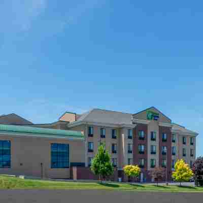 IHG旗下東北(伊利)智選假日飯店及套房 Hotel Exterior