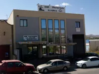 Hostal Restaurante la Molina - 3 estrellas