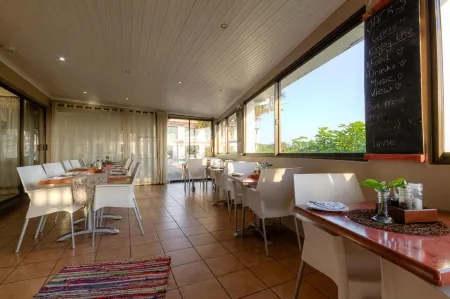 The Ridge Guesthouse Отели в г. Ричардс Бей