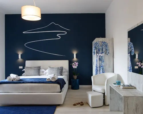 Les Suites des Tout le Monde Hotels near Piazza Lauro