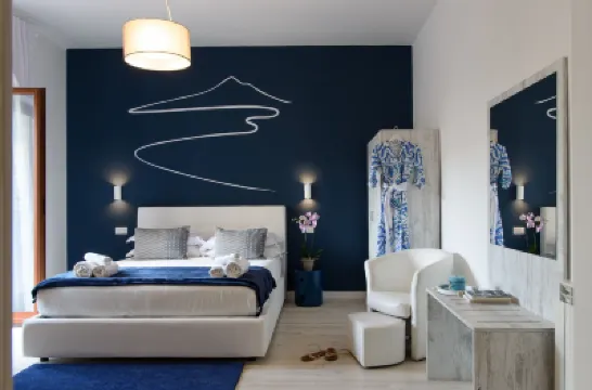 เลสวีท เด ตูเลอมอนด์ โรงแรมใกล้คอร์โซอิตาเลีย