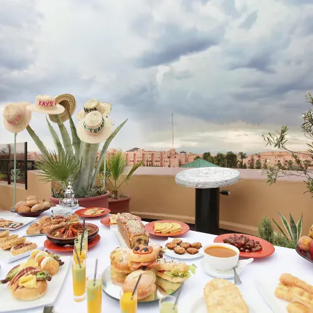 Amani Hotel Suites & Spa