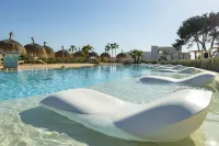 Eques Petit Resort Hotels in Portopetro