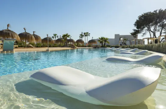 Eques Petit Resort