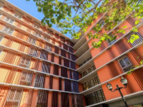 ノバパーク サンタ・ルシアの丘周辺のホテル