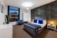 Comfort Zone Serviced Apartments - Condos