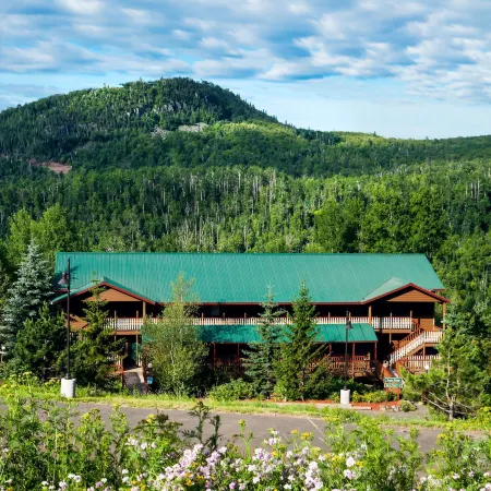 Eagle Ridge Resort at Lutsen Mountains