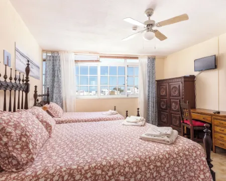 Al - Alojamento Local Pension Bicuar Hotéis em Olhao