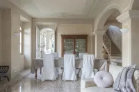 B&B Villa Costanza Hotels in Torno