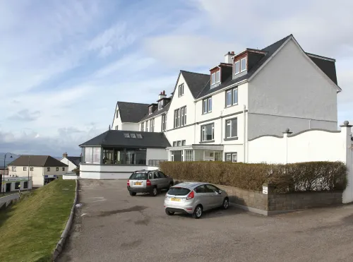 West Highland Hotel - Ramah Hewan Peliharaan