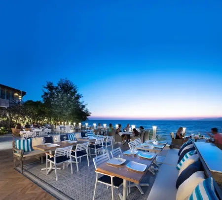 Charisma de Luxe Hotel Отели в г. Bayraklidede Mahallesi