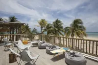 C Rodrigues Mourouk Hotels in Родрігес