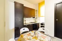 GuestHost - Naxos Terrace Apartment by the Beach - Condos
