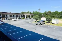 Western Motel, Thomasville - parking