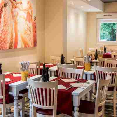 Hôtel du Grand Parc Dining/Meeting Rooms