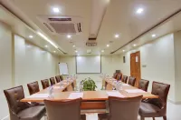 Unima Grand Hotels in Hulhule