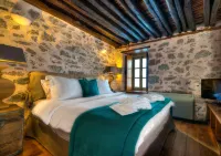 Cotommatae Hydra 1810 Hotels in Hydra