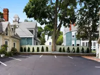 The Coach House Hotels in Salem