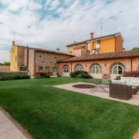 Residence Corte San Carlo