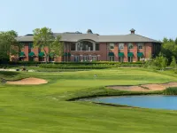 The Glen Club Hotels in Glenview