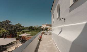 Cala Cala Rooms,Restaurant & Farm Experience