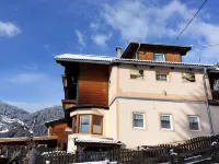 Apartment in Hippach with Mountain Views Hotels near Pfarrkirche Hippach