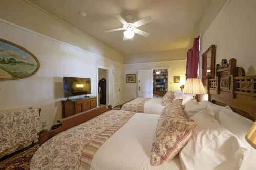Weaverville Hotel Hôtels à : Weaverville