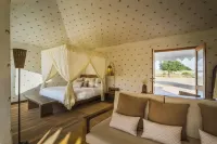 Grand Khalifa Luxury Camp