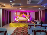Hotel Navraj Palace