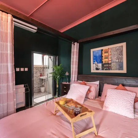 Concetta Studio Apartments by Holihomes