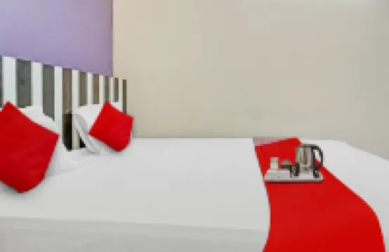 Royal Comfort Homestay Autostand Kankarbagh