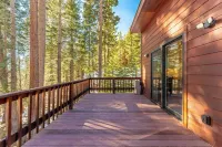 Views + Mins to Skiing, Lake, & Incline Village Incline Serenity by Avantstay