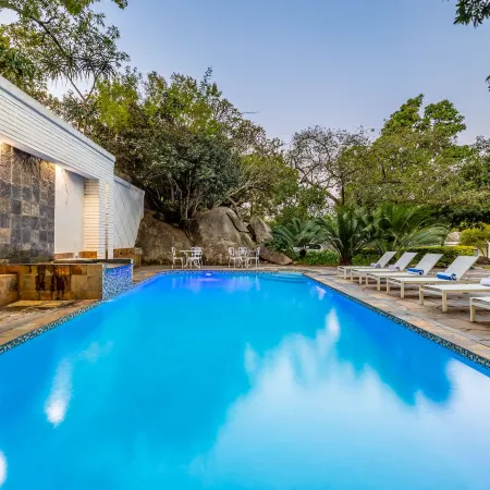 Sheppard Boutique Hotel