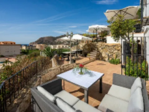 لا تارتانا هوتل بوتيك فنادق في ألمونيكار