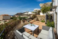 لا تارتانا هوتل بوتيك فنادق في ألمونيكار