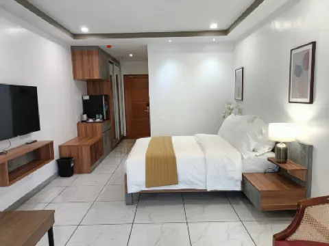 ロッシュ ホテル ロビンソンズ・プレース・マニラ周辺のホテル