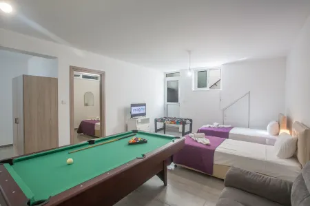 Villa Prpo490a, Stunning 5Bdr Protaras Villa with Pool, Close to the Beach