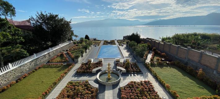 Toba Retreat Mansion and Villas Hotels in Samosir Regency