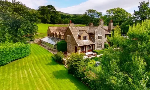 Stone House Hotel