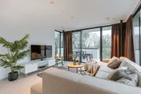 Huswell - Apartment with Two Large Terraces 지델젬 호텔